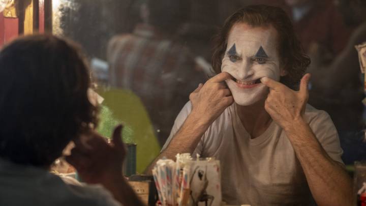 Joaquin Phoenix en una escena de "The Joker," (Niko Tavernise/Warner Bros. Pictures via AP)