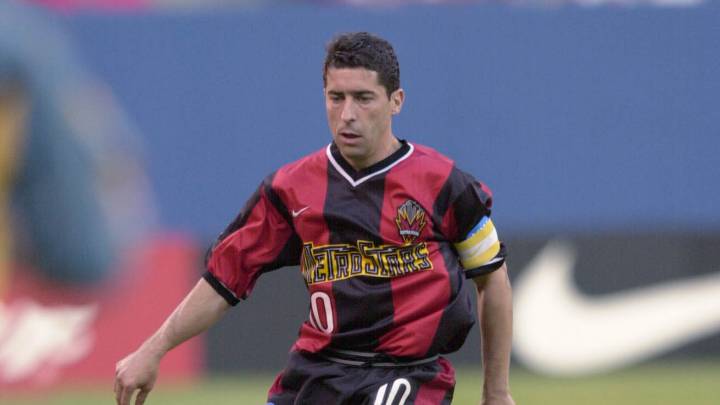 Tab Ramos fue el primer jugador la historia en fichar para la MLS