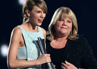 La madre de Taylor Swift se encuentra luchando por su vida
