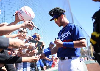 Cody Bellinger sufre lesión tras evento de golf
