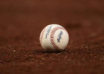 Suspenden a beisbolista por negarse a jugar por Covid-19