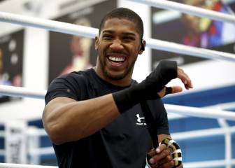 Joshua elige a Tyson sobre Ali en sus respectivos mejores años