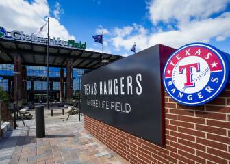 Rangers tiene tres peloteros con síntomas de COVID-19