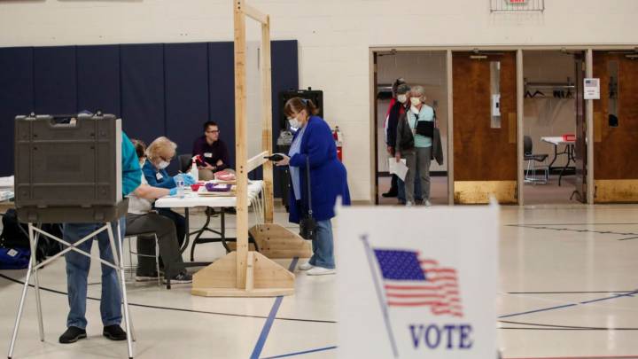 ¿Por qué se celebran elecciones en Wisconsin pese al Coronavirus?