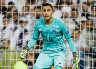 ¡El PSG le busca remplazo a Keylor! Ajax ya reveló el precio