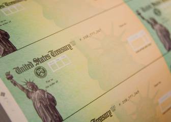 How would the $2,000 stimulus proposed by Democrats work?