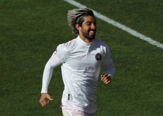 Rodolfo Pizarro se estrena con victoria en la eNations