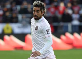 Pavel Pardo revela que Pizarro es seguido en la Bundesliga