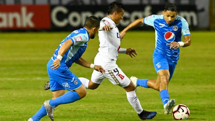 Liga de El Salvador presenta plan para reanudar el Apertura 2020