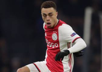 Koeman recomienda el fichaje de Sergiño Dest al Barça