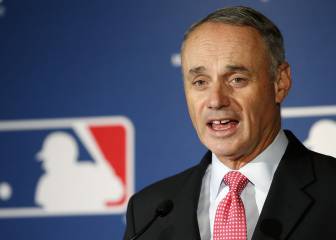 Reporte: MLB propone campaña de 76 duelos