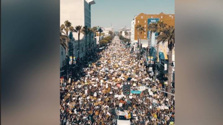 Increíble toma de la protesta en Los Ángeles