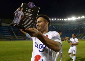 Alianza recordó a Fito Zelaya y la afición pide su regreso