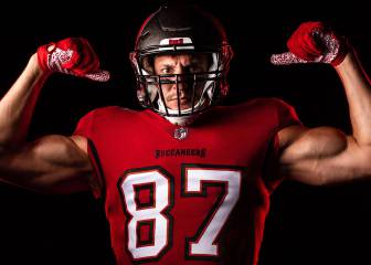 Así se ve Gronkowski con el uniforme de los Bucs