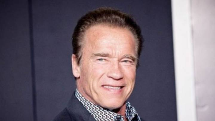 Schwarzenegger: “Quien haga de las mascarillas un conflicto político es un imbécil”
