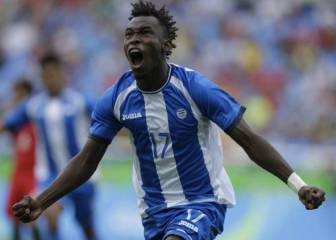 Choco Lozano y Elis ayudan a alimentar familias en Honduras