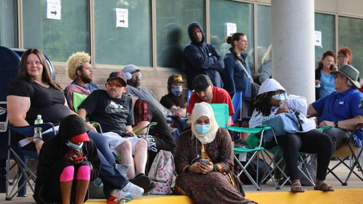 ¿Cuánto ha aumentado la brecha de desempleo entre personas blancas y negras?