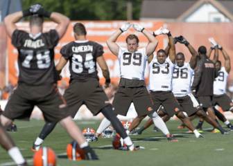 NFL recorta el tamaño de los rosters para training camp