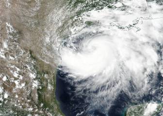 Huracán Hanna amenaza a Texas en época de COVID-19