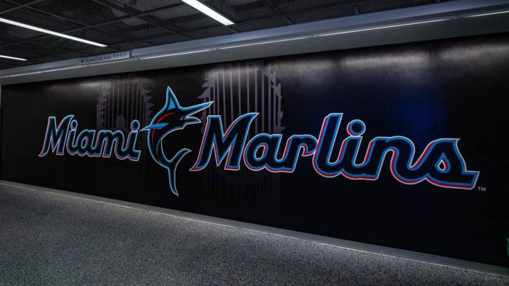 Cuatro peloteros de los Marlins dan positivo por coronavirus