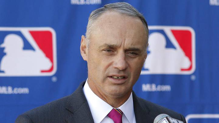 Rob Manfred puede cancelar la temporada de MLB si no siguen protocolos