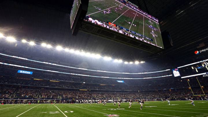 Jerry Jones: Cowboys trabajan para tener aficionados en el AT&T Stadium