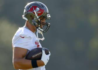 Arians: El calor de Florida está afectando a Gronkowski