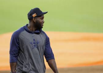 Yordan Álvarez va al quirófano y no jugará más en 2020