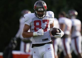 Bruce Arians ve al Rob Gronkowski de antaño