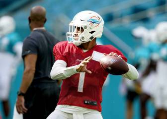 Tua toma el lugar de QB1 en prácticas de Dolphins