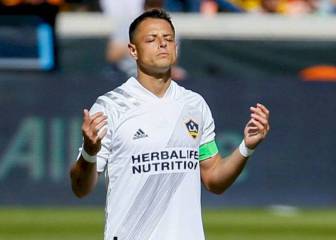 Jona dos Santos presume el regreso de Chicharito