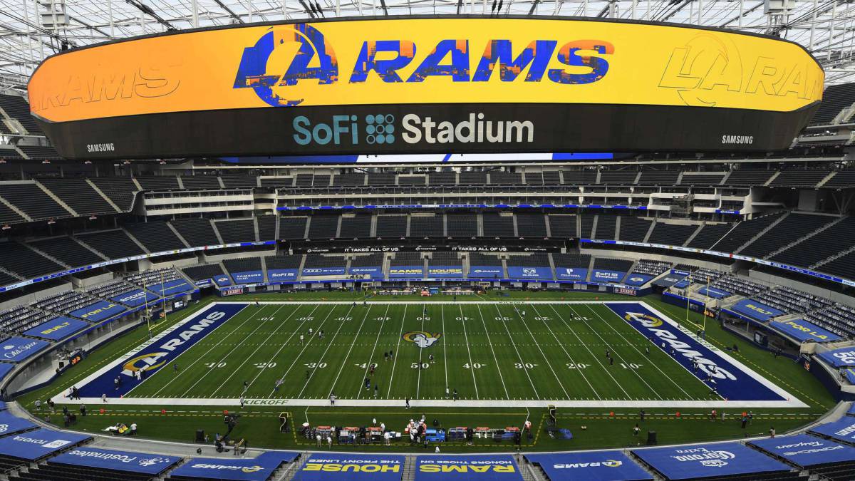 rams and cowboys game live