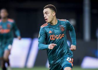 Sergiño Dest llega a Barcelona