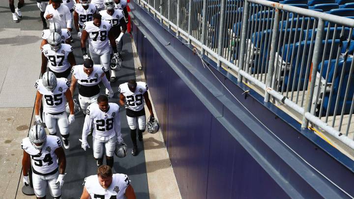 Raiders investigan violación de protocolos de seguridad por parte de sus jugadores
