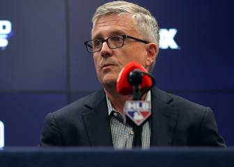 Jeff Luhnow se dice inocente por robo de señas de Astros