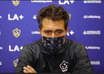 Schelotto aclara la situación de Chicharito y el vestidor