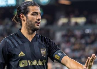 Carlos Vela estrena look previo a El Tráfico