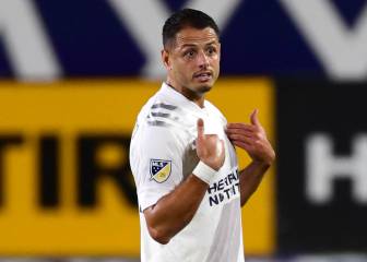 Barros Schelotto aclara la ausencia de Chicharito