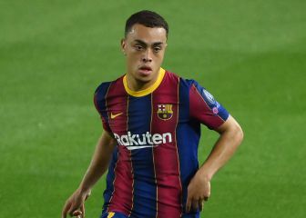 Sergiño Dest queda fuera del XI del Barcelona ante Juventus