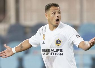 Te Kloese niega rumores de salida de Chicharito a Chivas