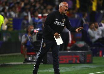 La primera alineación de Dominic Kinnear con LA Galaxy