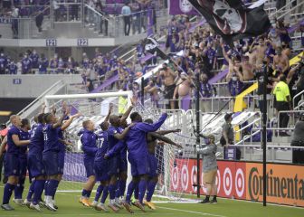 Muzzi, Pareja y Nani las figuras en el Tifo de fans de Orlando