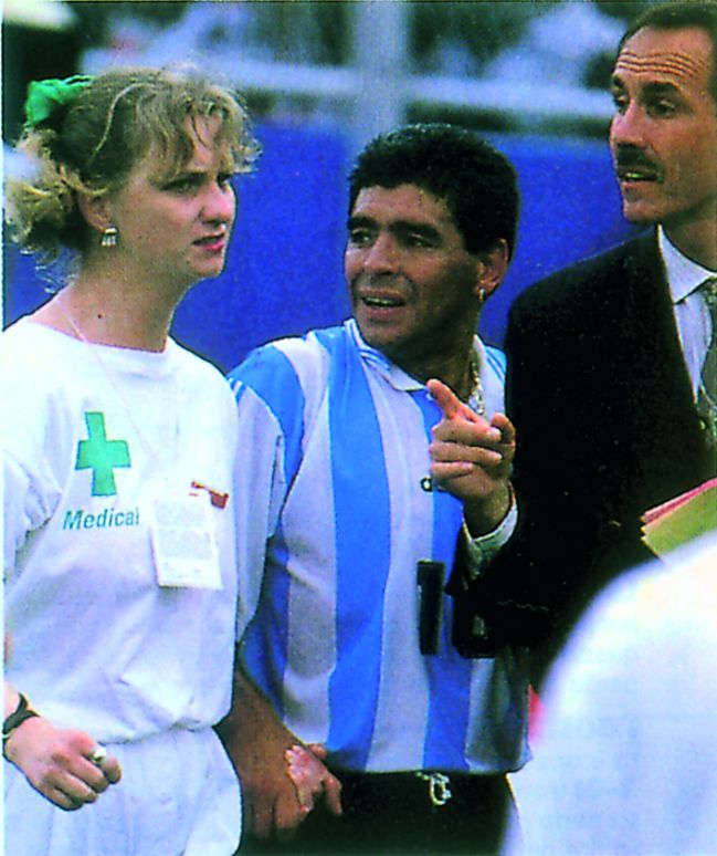 Maradona y Sue Carpenter, una postal icónica