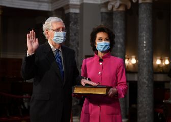 Atacan la casa de McConnell al oponerse al nuevo paquete de estímulo económico