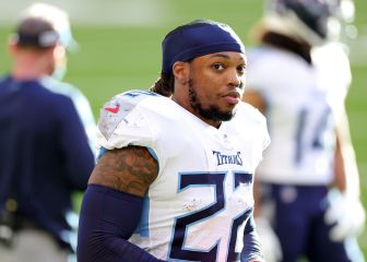 Derrick Henry acarrea para dos mil yardas y hace historia