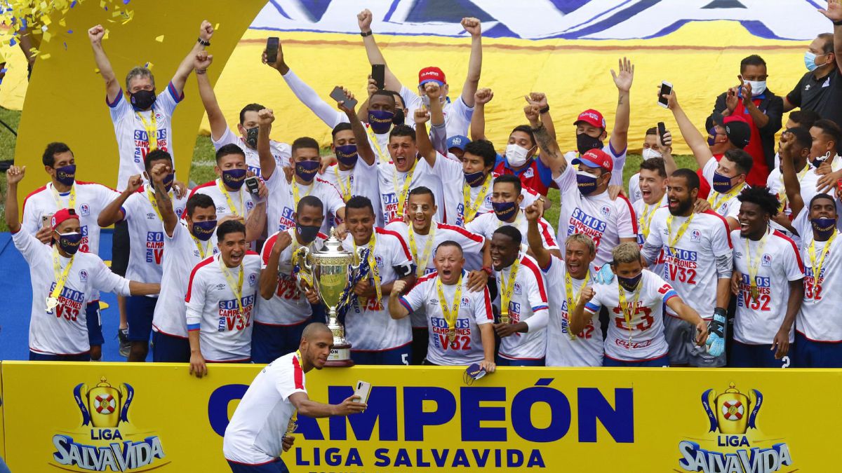 Liga de Honduras planea el regreso de la afición a los estadios AS USA