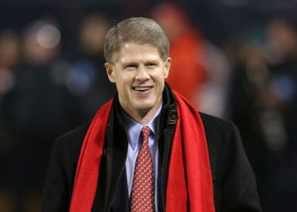 Clark Hunt: 