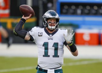 Reporte: Colts tienen a Carson Wentz en su radar