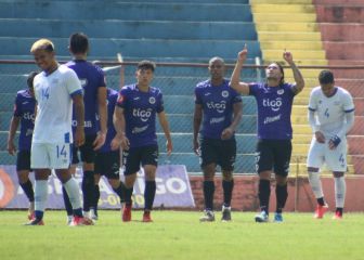 'Gullit' Peña anotó su primer gol con el FAS