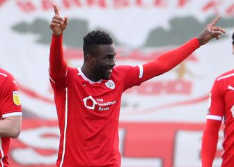 Daryl Dike entra al XI ideal del Championship tras golazo con Barnsley